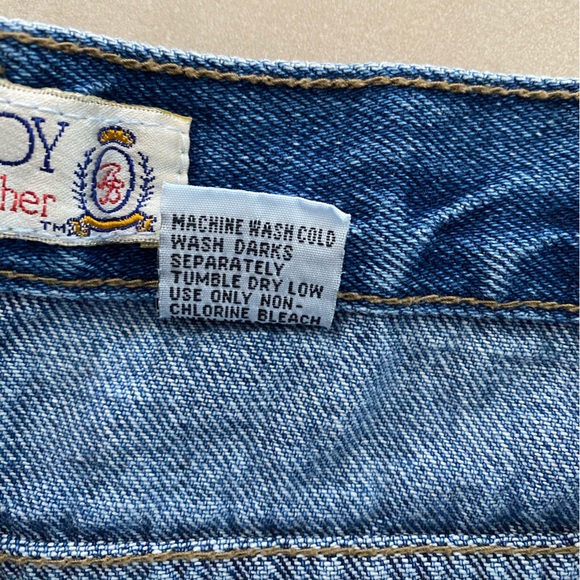 Vintage Bugle Boy Denim Booty Shorts 6 - Picture 6 of 8
